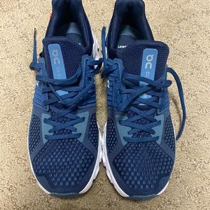 Cloud swift navy blue shoes Mens size 8